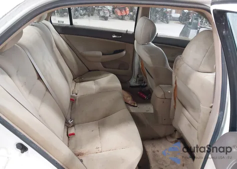 2005 Honda Accord Dx z USA, uszkodzony, nr VIN 1HGCM56175A170728